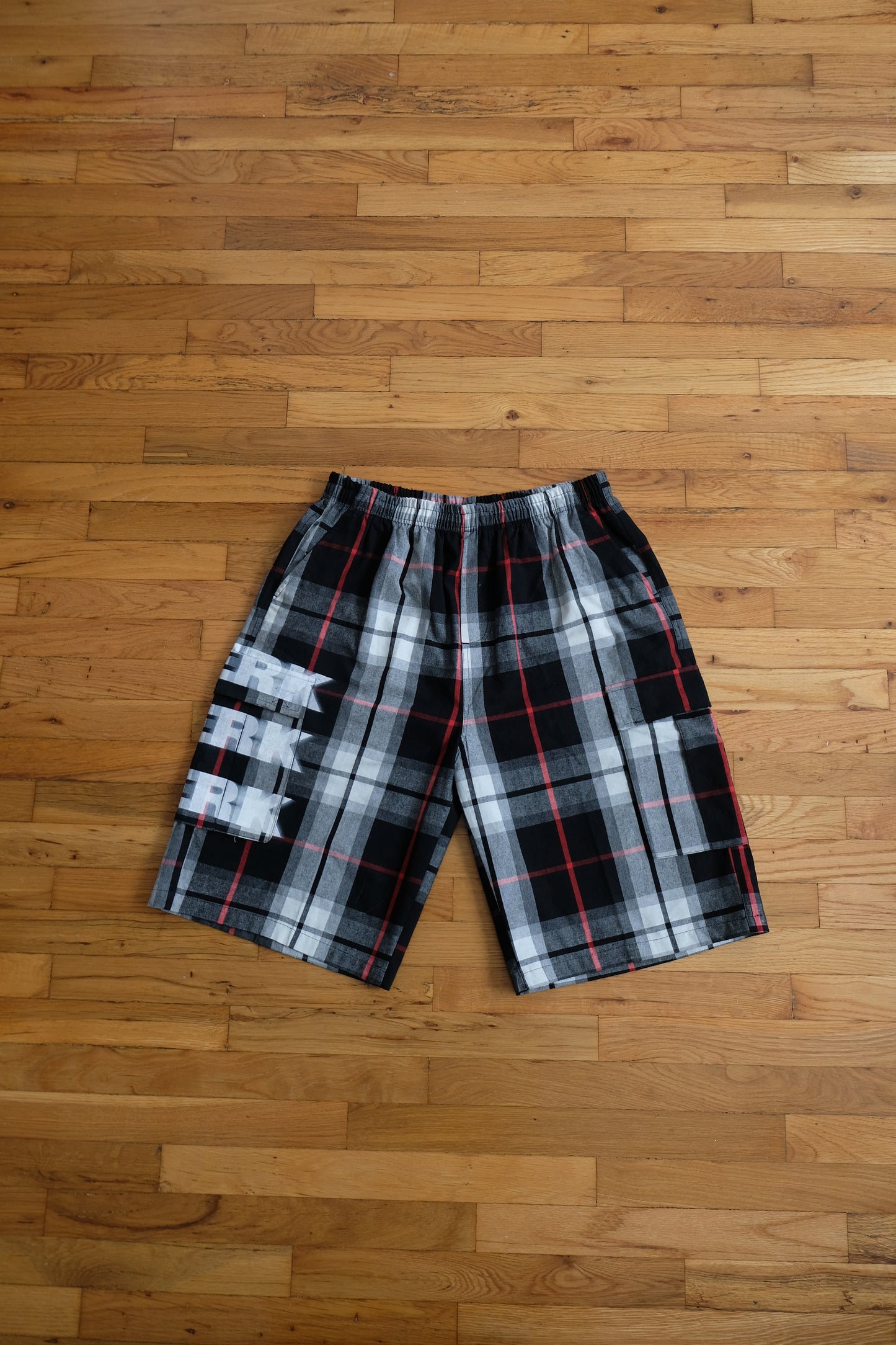 Atomic Tartan Pocket Shorts *Black